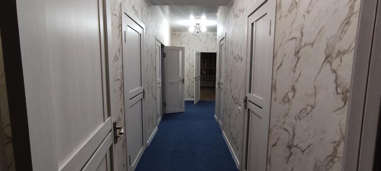 Hotel Apartment Al-Salam Bishkek Bagian luar foto