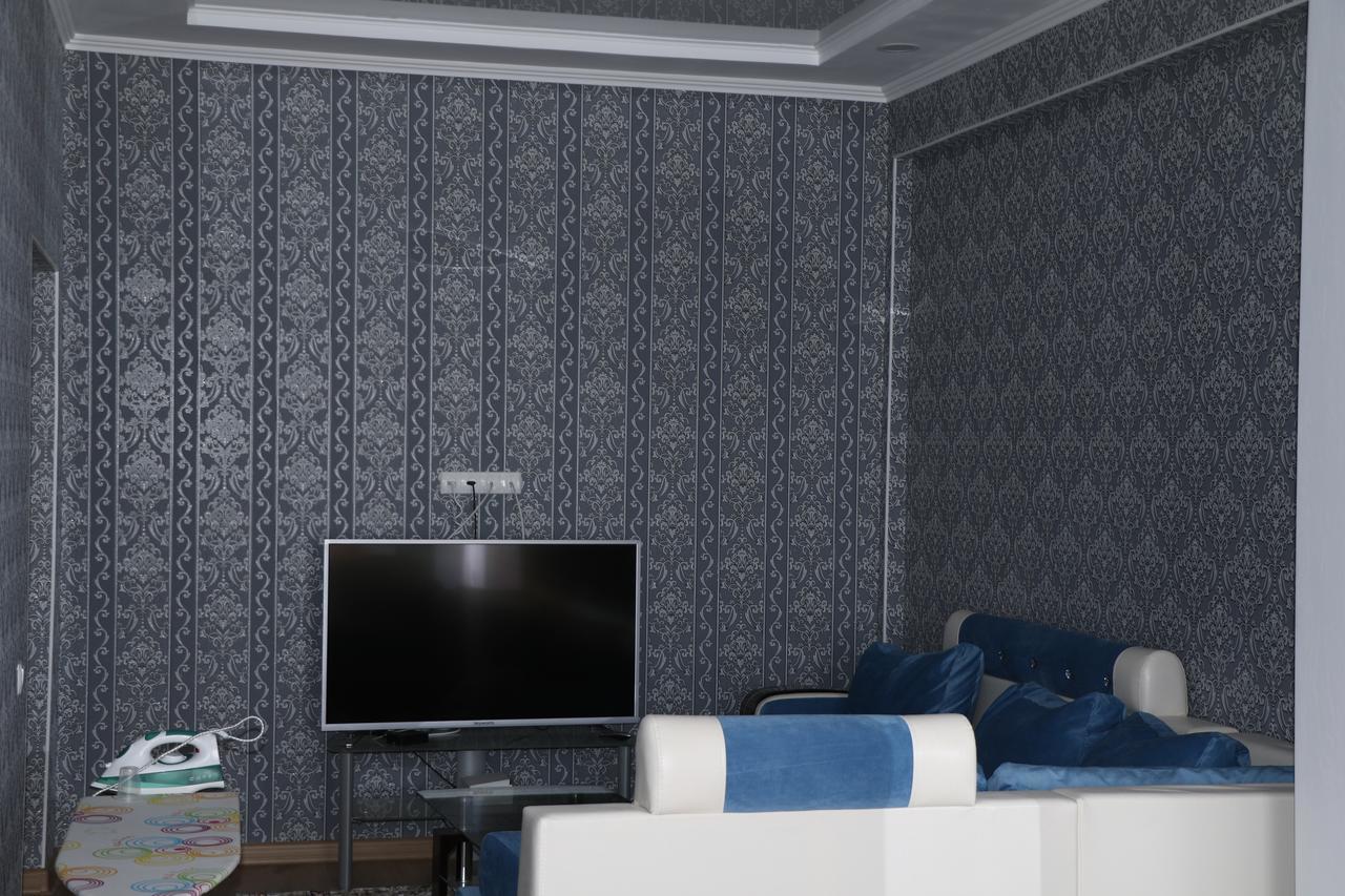 Hotel Apartment Al-Salam Bishkek Bagian luar foto