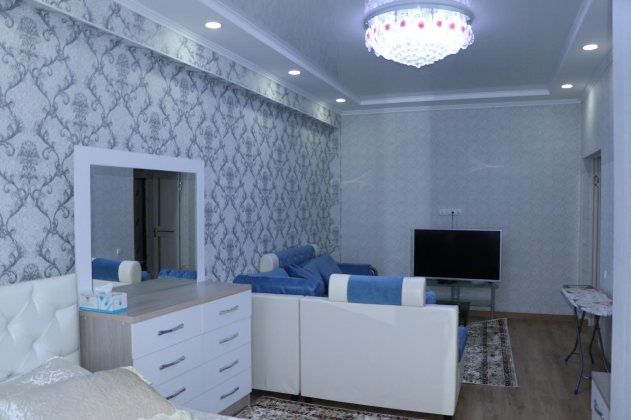 Hotel Apartment Al-Salam Bishkek Bagian luar foto