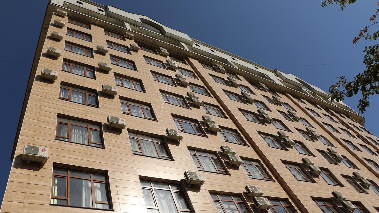 Hotel Apartment Al-Salam Bishkek Bagian luar foto