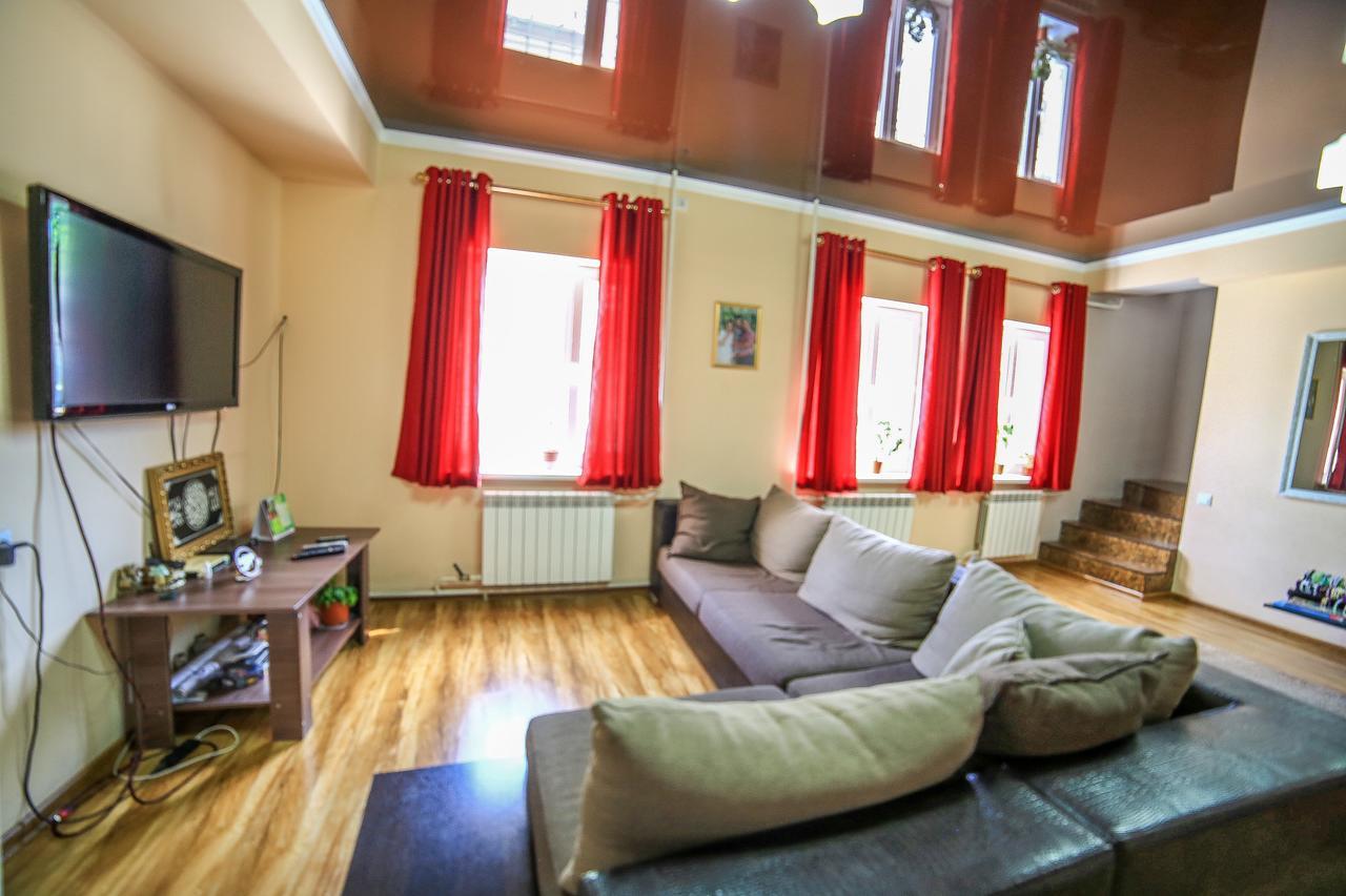 Hotel Apartment Al-Salam Bishkek Bagian luar foto