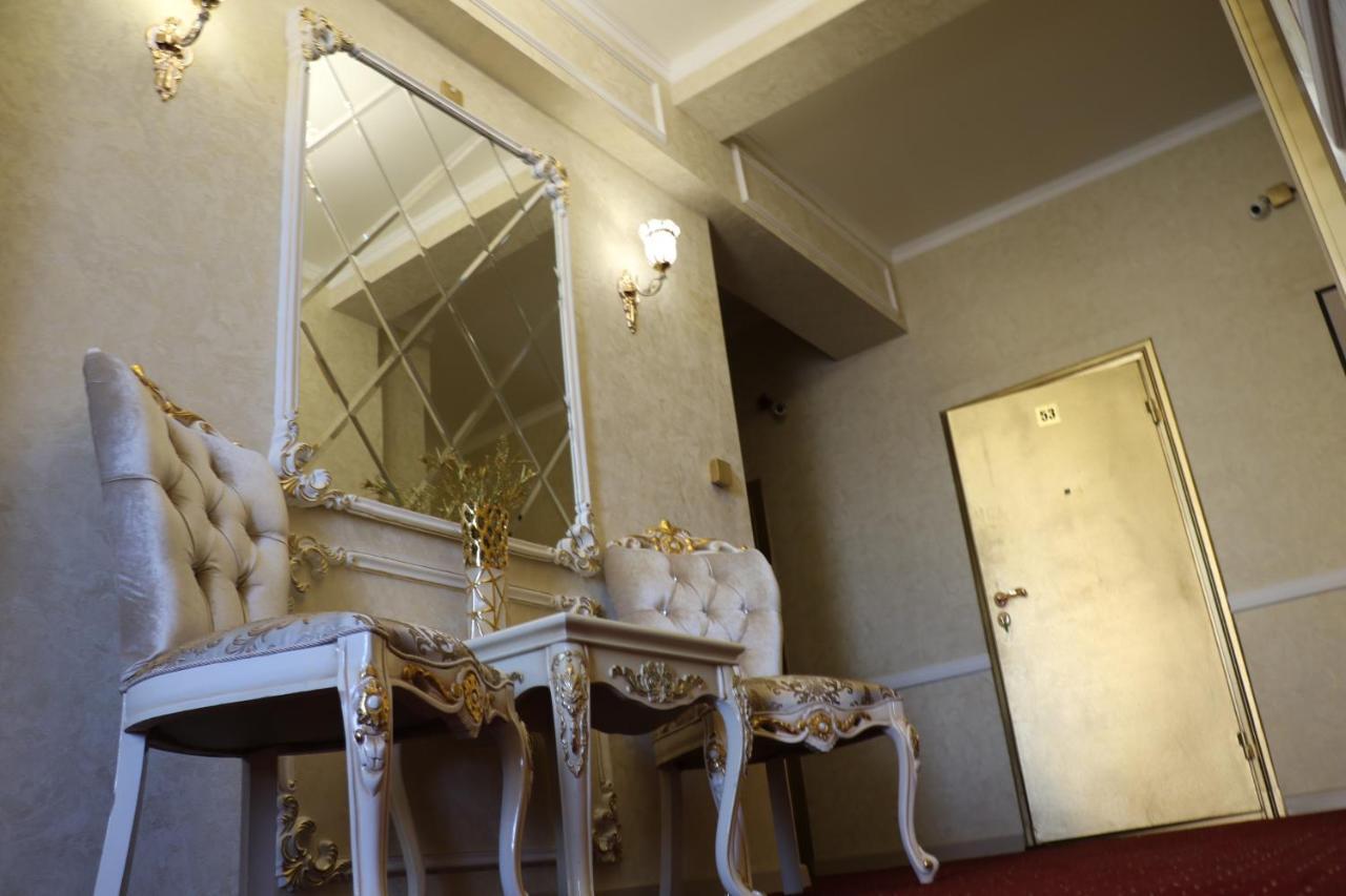 Hotel Apartment Al-Salam Bishkek Bagian luar foto